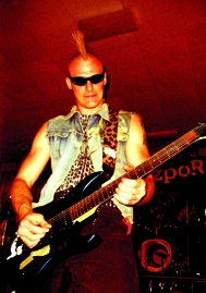 RozpoR - gitarista 1-1.jpg